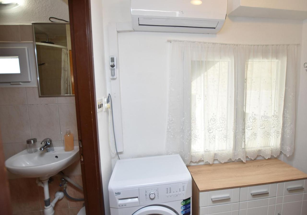 Apartment Miledina Primošten Kültér fotó